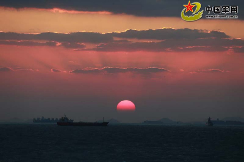 �D��10��18��������܊Ş�������������������Ї�܊�W(w��ng)ӛ�ߏ��������ܔzӰ���