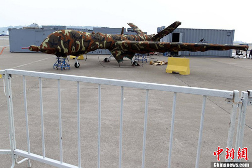 ����ǰ�Ɍ��麣��չ��չ��ģ�͵������o�˙C���ڽ��꺽չ���Ԍ��չ��11��8����ԓ�C�ѽ��M�b�ꮅͣ����չƺ����ԓ��o�˙C���к����I(y��)���³ɶ��w�C�OӋ�о������ƣ�ԓ�C�b��һ�_100�R�������l(f��)�әC���߂�ȫ����ƽ݆ʽ�𽵺��w��������������w�����_1100����������m(x��)���r�g��20��С�r���ɔy�����N�ɲ�����������/�y������ӌ����O�估С�Ϳյش���������Ɉ�(zh��)�бO(ji��n)ҕ���ɲ鼰���ع����΄յ��΄���Ҳ�����ھS��(w��n)��������߅��Ѳ߉����犷� �z �DƬ��Դ��CFPҕ�X�Ї� 