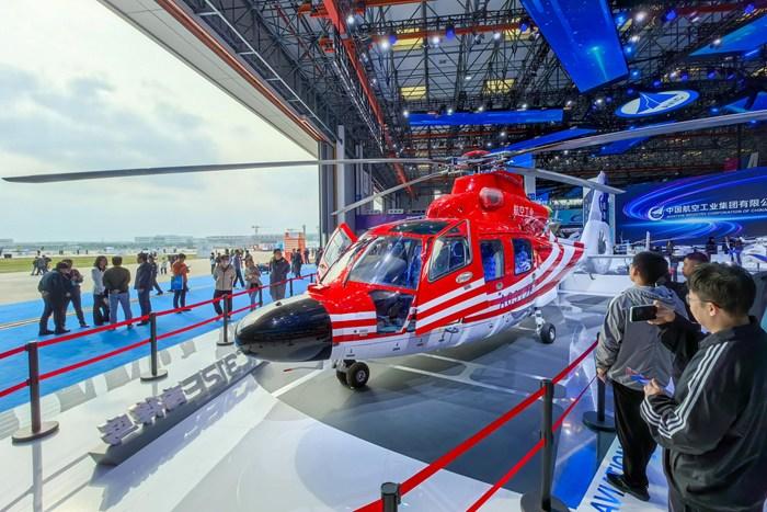 第七屆中國天津國際直升機(jī)博覽會開幕