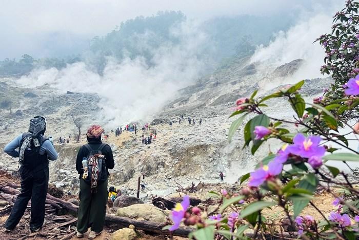 實(shí)拍印尼西爪哇女王火山口