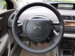 汽車之家 東風雪鐵龍 世嘉 2.0手動奪冠版