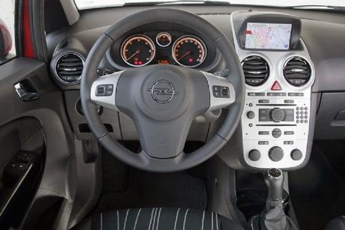 強(qiáng)強(qiáng)對(duì)話 新Polo對(duì)比嘉年華/歐寶Corsa