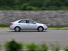 汽車之家 東風悅達起亞 forte福瑞迪 09款 2.0 at top