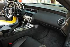 復(fù)古的美式美感 雪佛蘭Camaro內(nèi)飾詳解