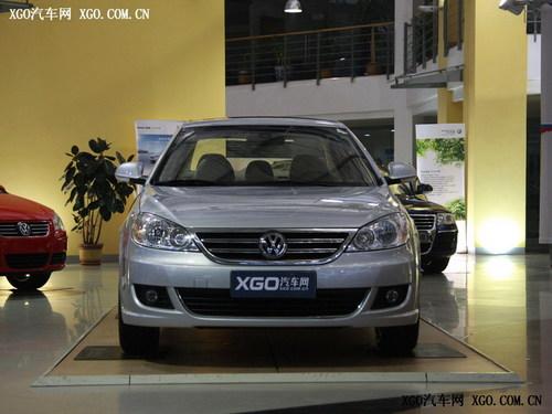 德系大眾的旁支 奔騰B50 PK朗逸/新寶來(lái)