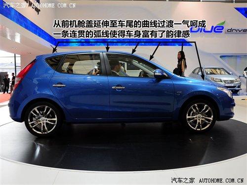 都市休閑vs細節(jié)把握 靜態(tài)評測現(xiàn)代i30 汽車之家 都市休閑vs細節(jié)把握 靜態(tài)評測現(xiàn)代i30 汽車之家