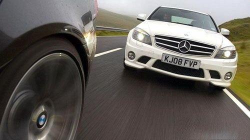 不輸超跑的性能 寶馬M3對(duì)比奔馳C63AMG 汽車之家 不輸超跑的性能 寶馬M3對(duì)比奔馳C63AMG 汽車之家