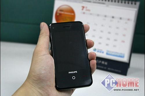 點(diǎn)擊查看本文圖片 飛利浦 V808 - 異軍突起 Android系統(tǒng)智能手機(jī)推薦