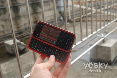 最“不倫不類”的音樂手機 5730XM閃亮登場