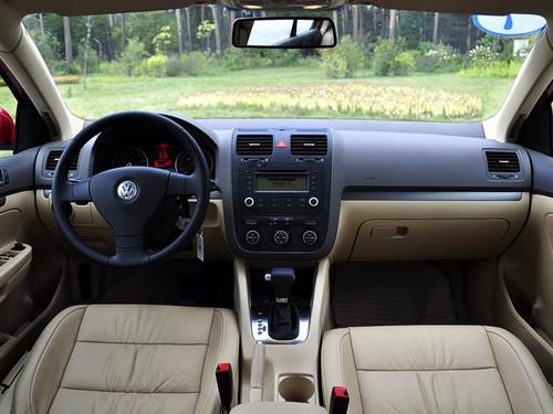 (qing)߀(jng)(j)1.6Lbl(f)(dng)C(j)܇