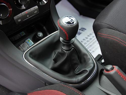 (qing)߀(jng)(j)1.6Lbl(f)(dng)C(j)܇(ch)