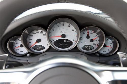 C|(zh)ԇ{r(sh)¿911 Turbo