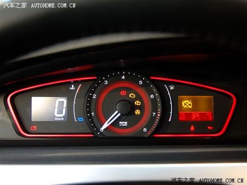 汽車(chē)之家 上海汽車(chē) 榮威550 2010款 550d 1.8t at品臻版