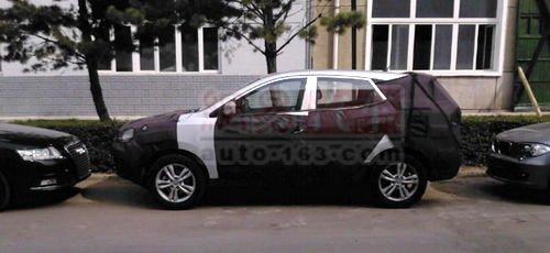 2.0L/2.4L排量 現(xiàn)代全新iX35國(guó)產(chǎn)展望 汽車(chē)之家 2.0L/2.4L排量 現(xiàn)代全新iX35國(guó)產(chǎn)展望 汽車(chē)之家