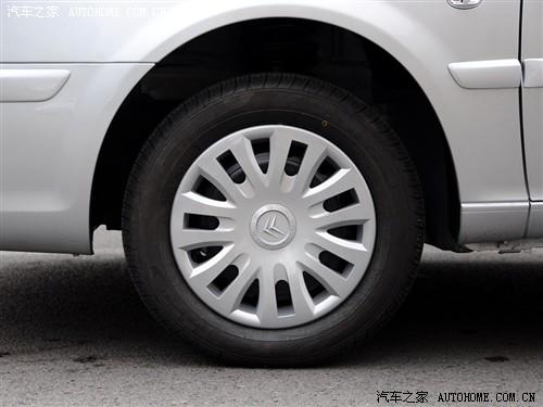 汽車之家 東風(fēng)雪鐵龍 新愛麗舍 2010款 手動(dòng)科技型