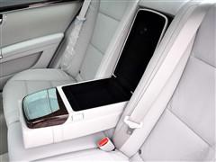 ��܇(ch��)֮�� �M(j��n)�ڱ��Y ���Ys��(j��) 2010�� s 300l ���F��