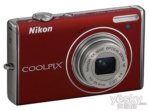 凸顯個性 拒絕撞機 五彩數(shù)碼相機推薦