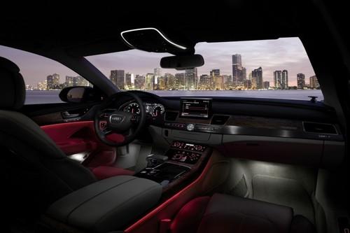 豪華車(chē)的準(zhǔn)則 海外試駕2011款?yuàn)W迪A8