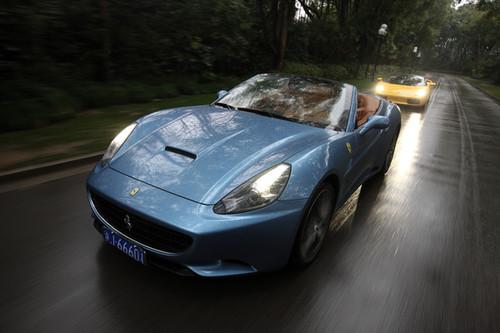 風馬牛也相及 對比試駕法拉利/蘭博基尼