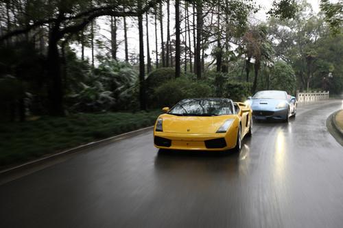 風馬牛也相及 對比試駕法拉利/蘭博基尼