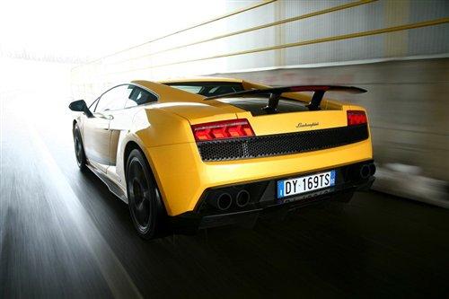 憤怒的公牛 試駕蘭博基尼Superleggera 汽車之家 憤怒的公牛 試駕蘭博基尼Superleggera 汽車之家