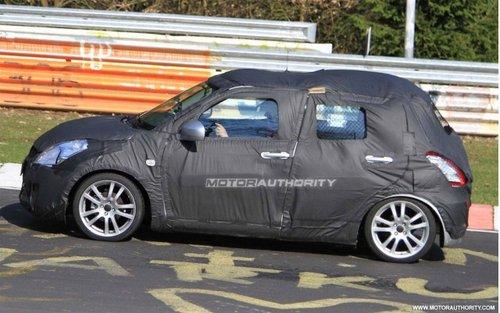 將推四驅(qū)車(chē)型 鈴木新雨燕路試諜照曝光