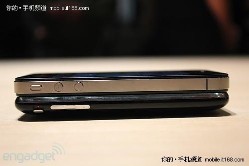 同門對(duì)決:iPhone 4 vs iPhone 3GS