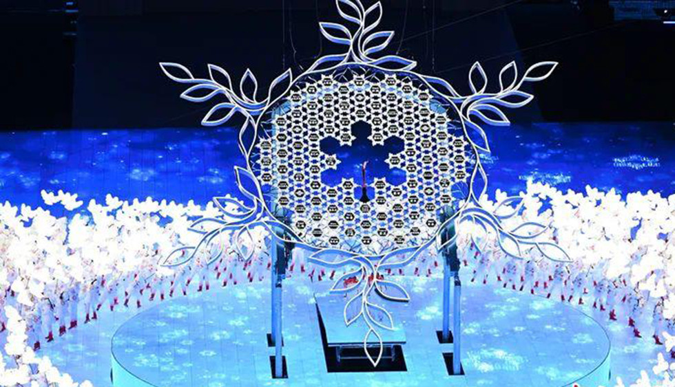 一起向未來，中國向世界表達(dá)語態(tài)漸變