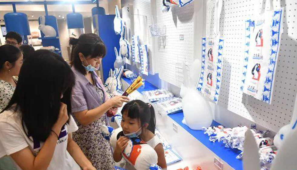 國潮俘獲“Z世代”，中國人審美旨趣向內(nèi)看<div   id=