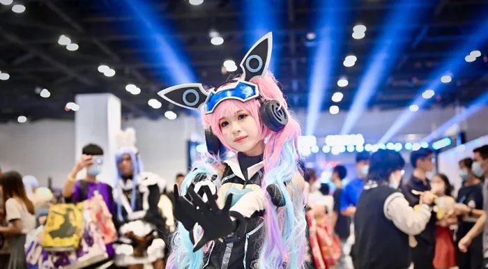 “小粉紅”還是“躺平一代”？中國當(dāng)代青年呈現(xiàn)多色光譜