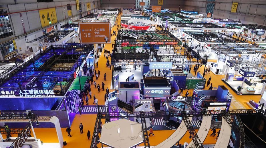 <h2>數(shù)字經(jīng)濟(jì)快速發(fā)展 數(shù)字人才如何培養(yǎng)？</h2><p>數(shù)字經(jīng)濟(jì)作為國民經(jīng)濟(jì)的“穩(wěn)定器”和“加速器”作用無可替代，在其快速發(fā)展的環(huán)境下，培養(yǎng)高水平的數(shù)字化人才成為當(dāng)務(wù)之急。</p>