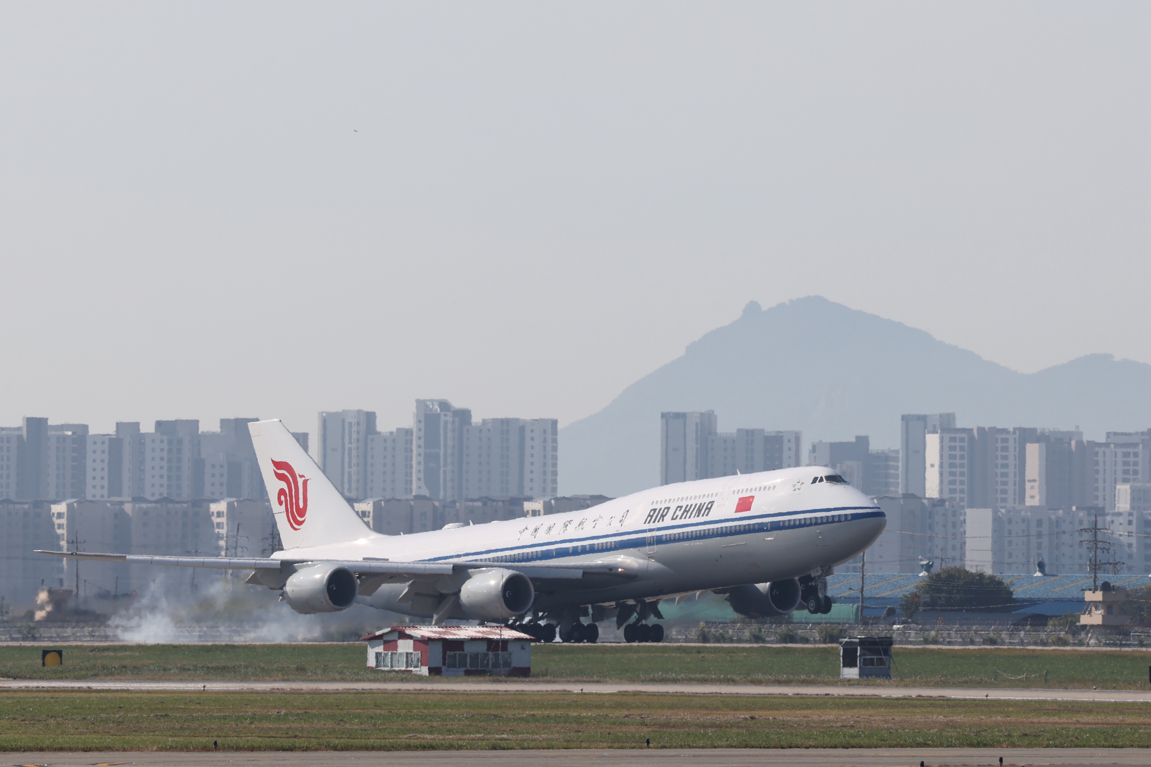 習(xí)近平抵達韓國