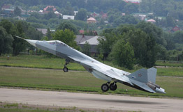 俄羅斯向印度空軍司令展示第五代戰(zhàn)斗機(jī)(圖)