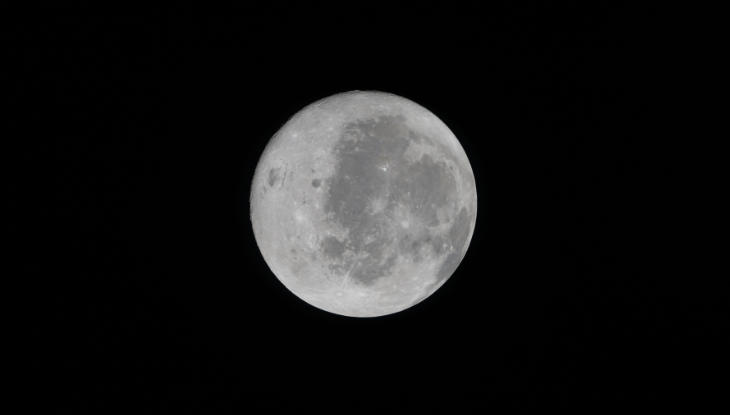 NASA：美載人繞月任務打破人類距地球最遠飛行紀錄