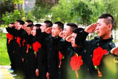 離開部隊的前夕，他們這樣說……