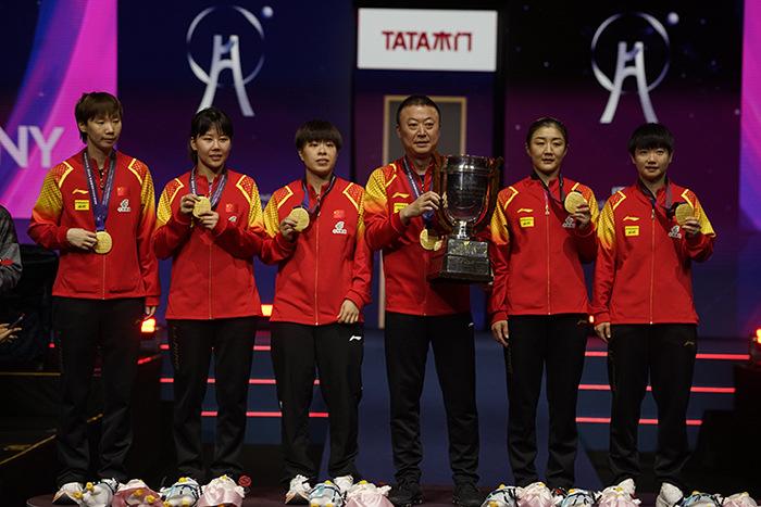 逆轉(zhuǎn)擊敗日本隊(duì)！國(guó)乒女隊(duì)奪得世乒賽六連冠